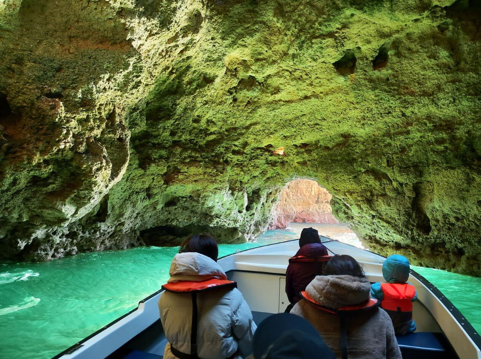 Ponta da Piedade Cave and Grotto Boat Tour in Lagos, Algarve gallery 6