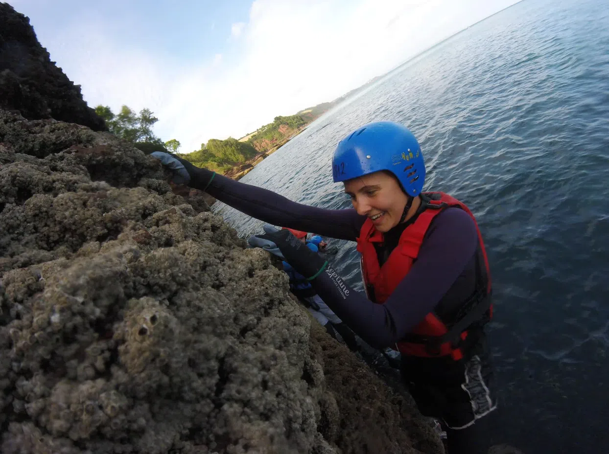 Powerboat Safari and Coasteering Adventure in Torquay, photo 5