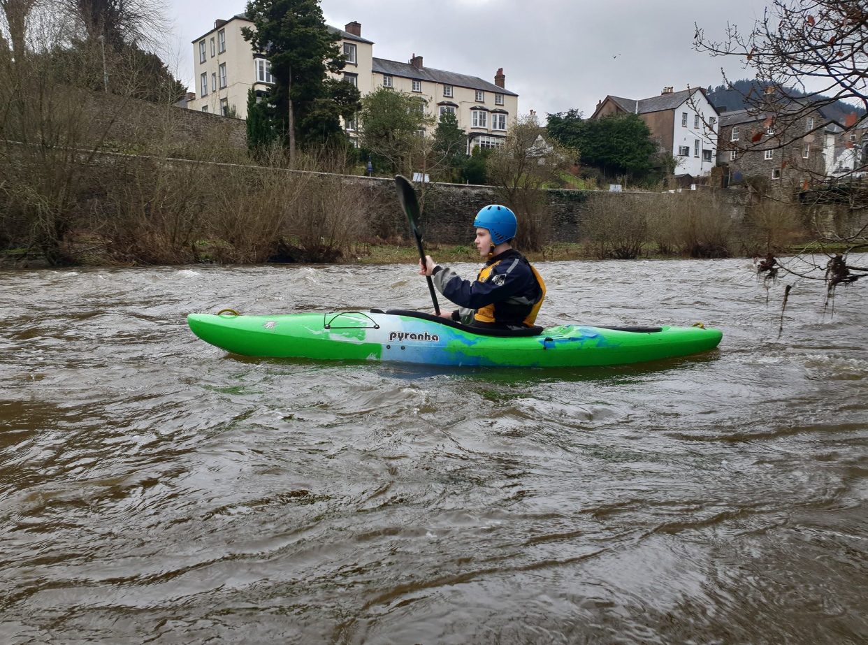 Kayak Aqueduct Cruise in Llangollen, North Wales, photo 5
