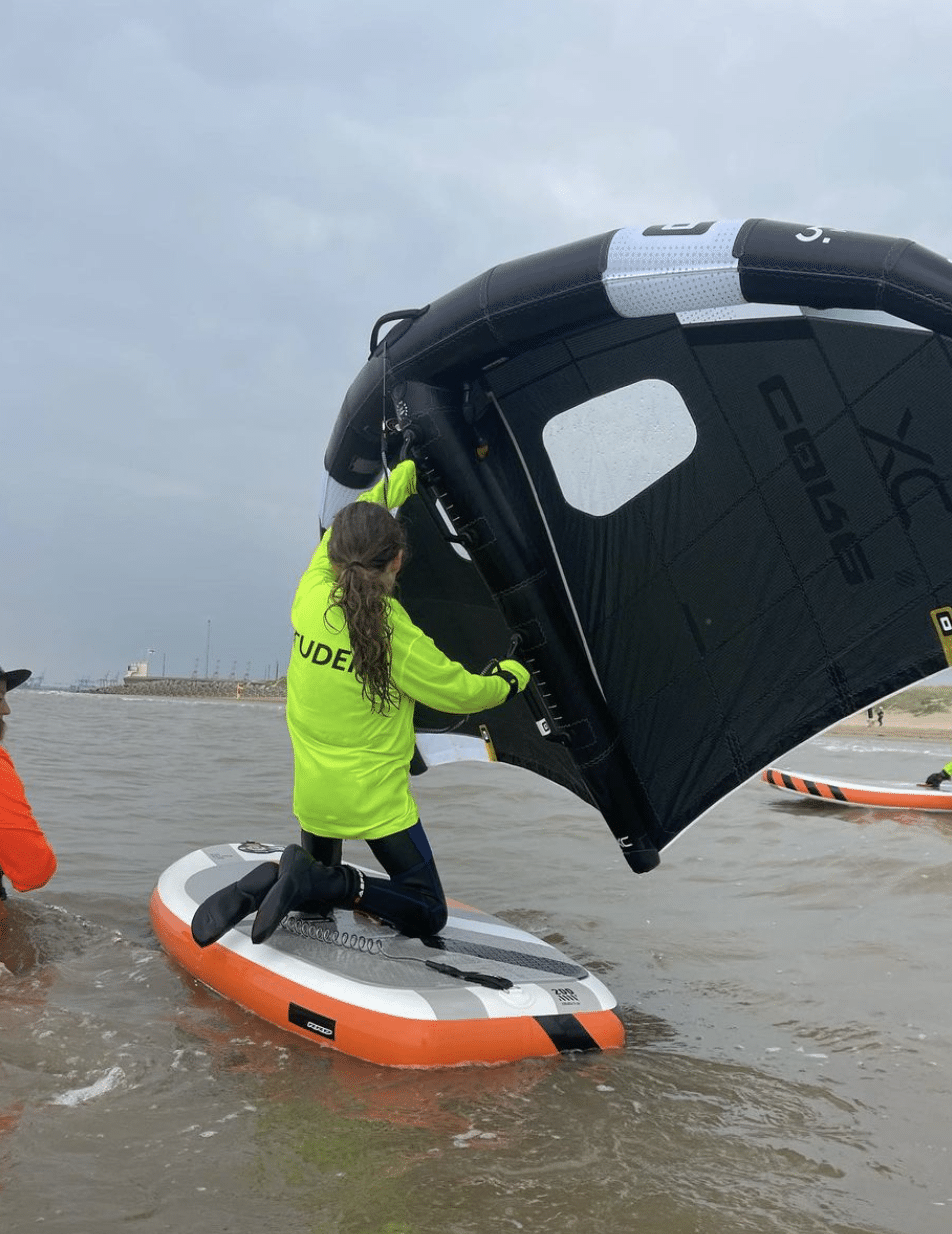 Wingfoiling First Flights on Wallasey Beach, photo 4