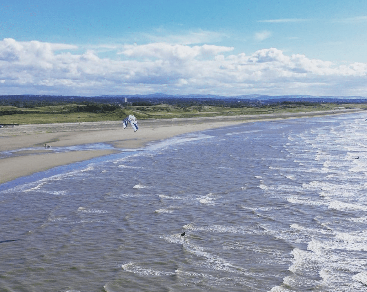 Kitesurfing Supervised Session on Wallasey Beach, photo 3