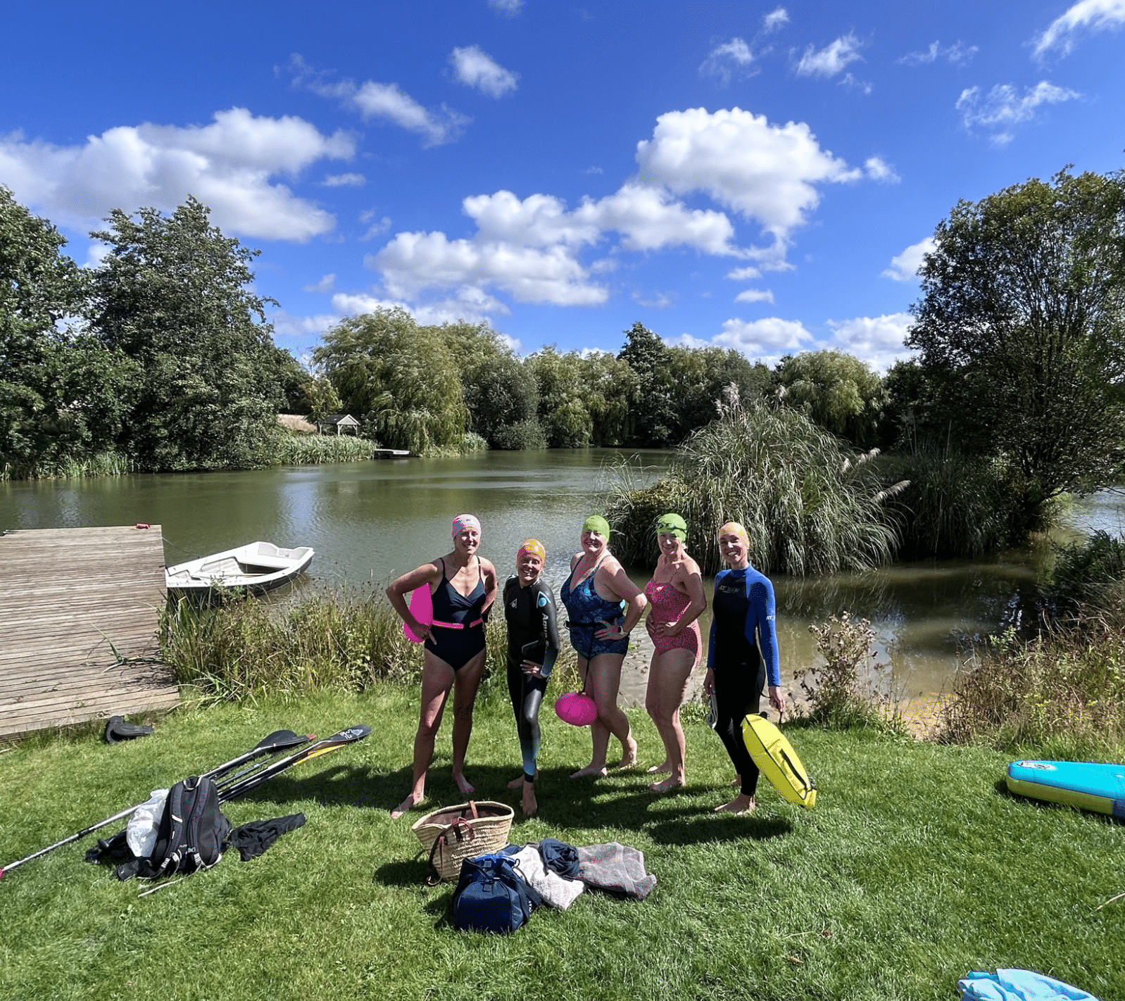 Wild Swimming & Paddleboarding Day on a Private Lake in Tonbridge, photo 5