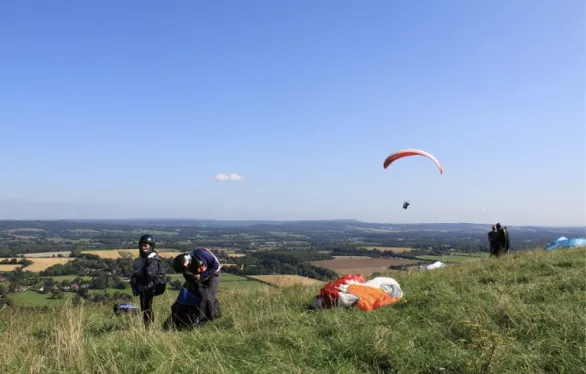 Tandem Paraglide in the South Downs, photo 4