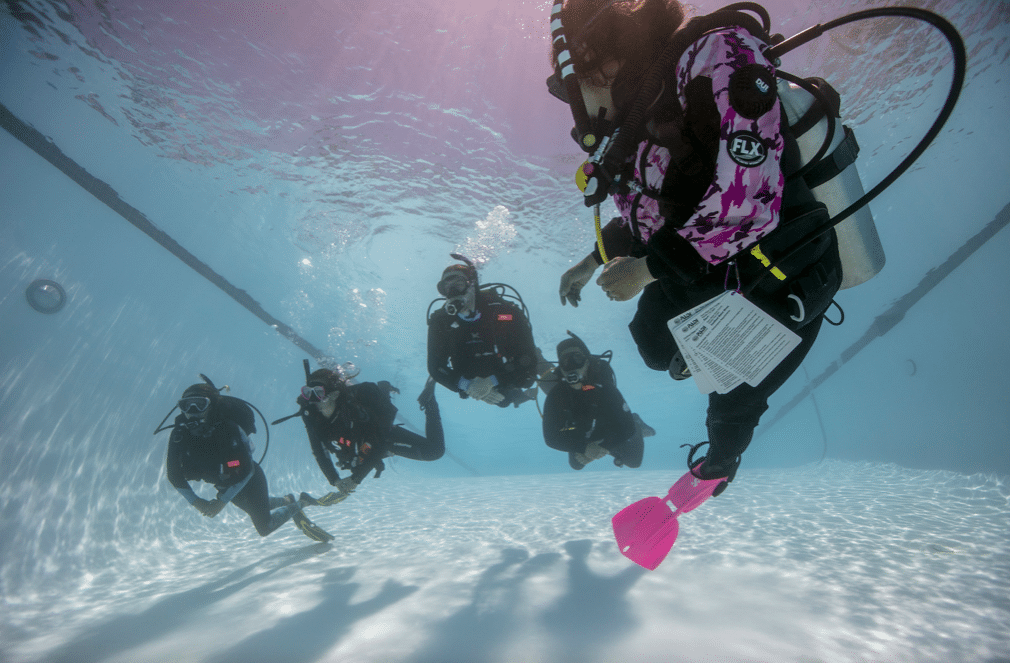 PADI Confined Open Water Course, photo 3