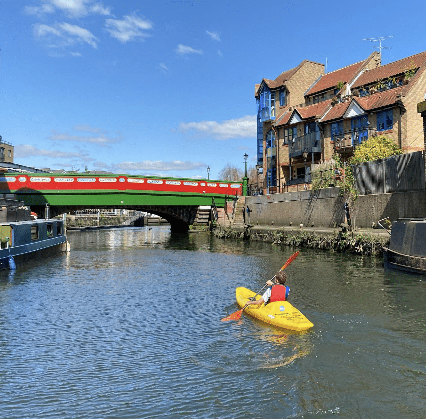 Canoe SUP and Kayak Hire from Brentford Lock, photo 2