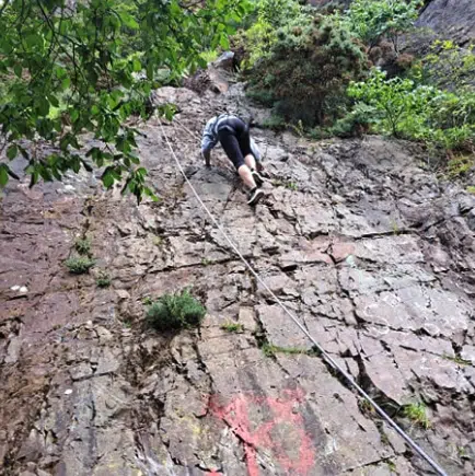 Climb & Abseil Blackford Quarry, Edinburgh gallery 6