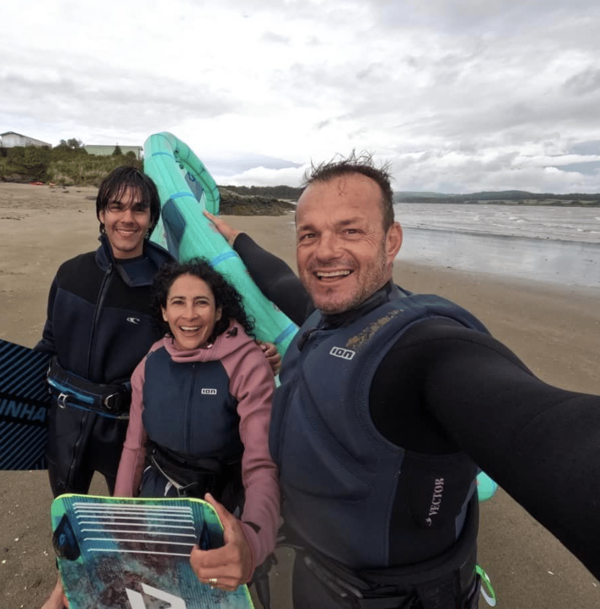 3hr Wingfoiling Lesson in Moray Firth gallery 4
