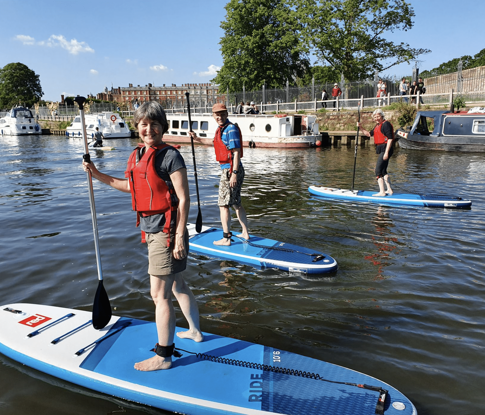 Paddleboarding Improver Session in Thames Ditton gallery 3