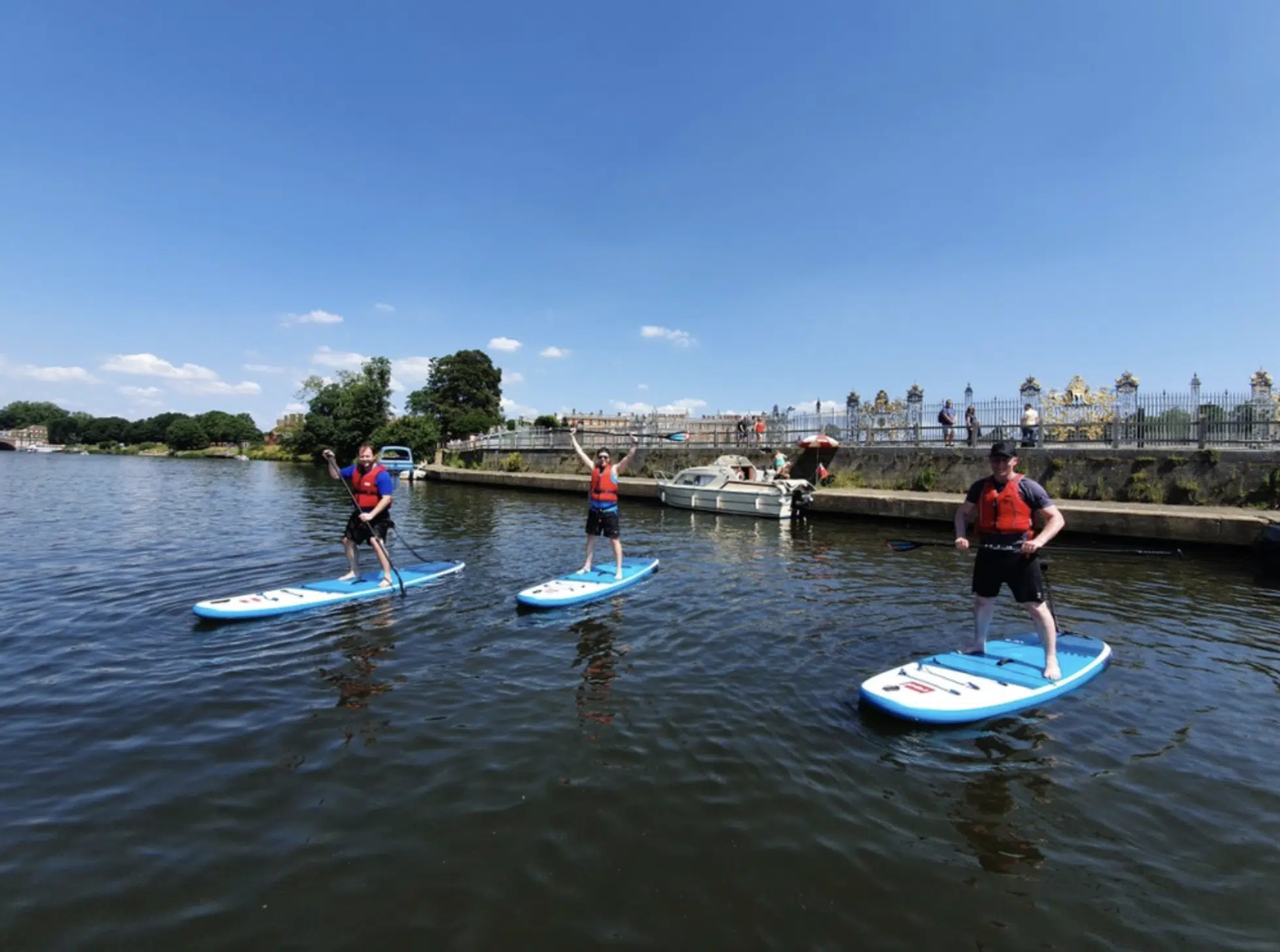 SUP Adventure Tour in Thames Ditton, photo 2