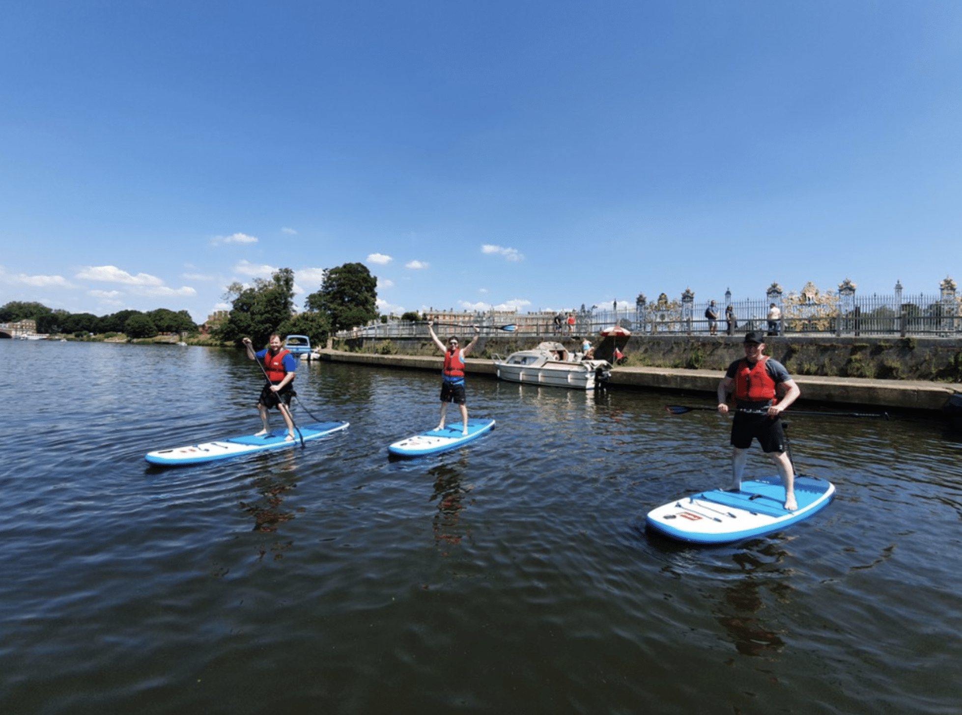 SUP Adventure Tour in Thames Ditton gallery 4