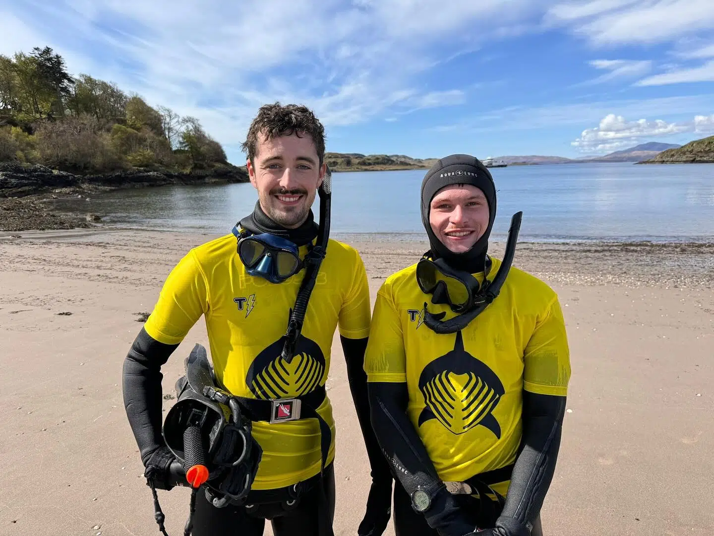 Swim Fingal’s Cave – Private Group Charter from Oban or Tobermory, photo 5