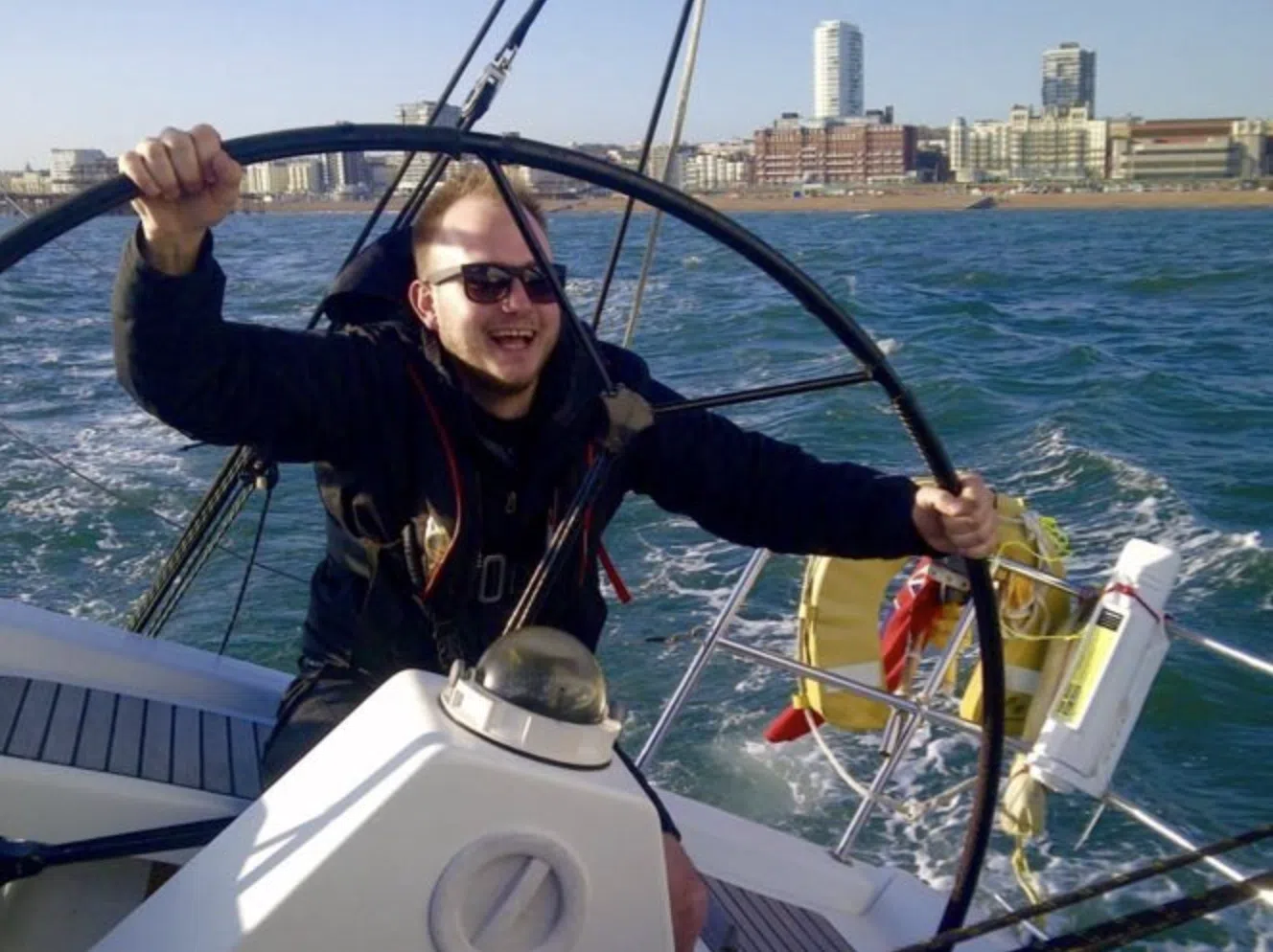 RYA Start Yachting Course in Brighton, listing photo