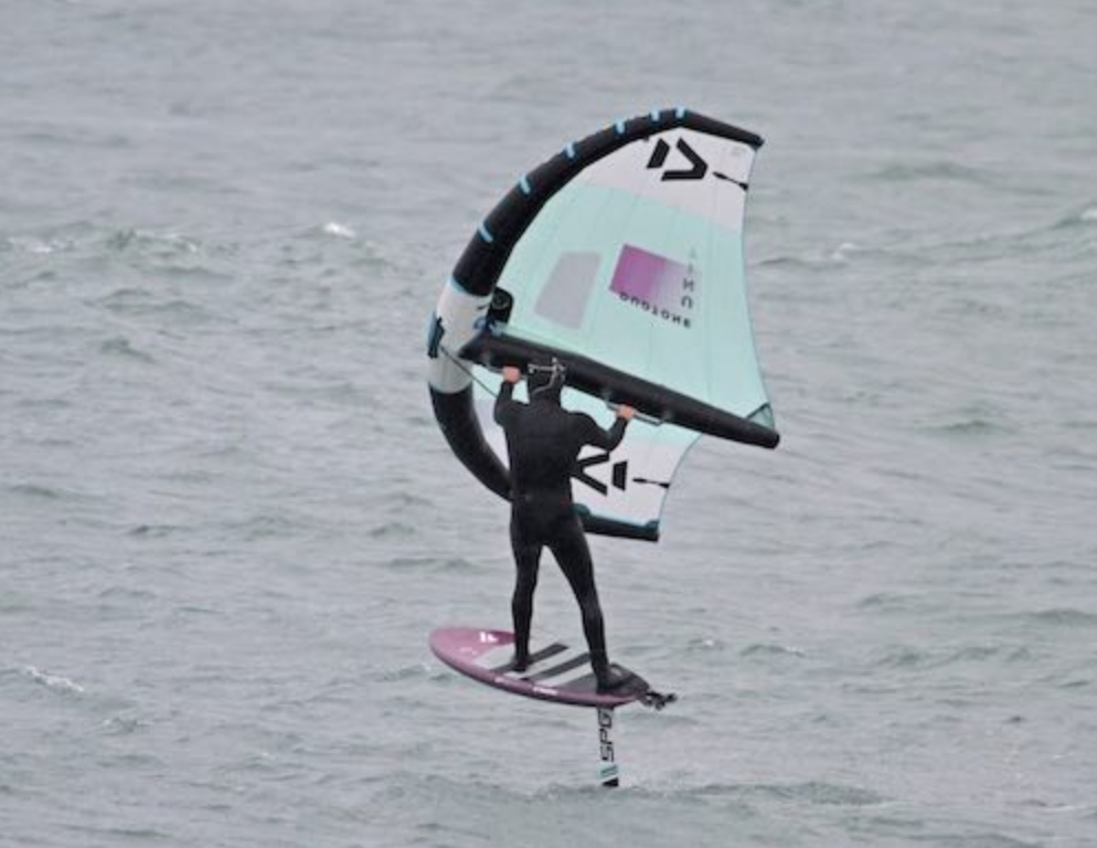 Wingsurf/Wingfoil Intermediate Clinic in Hove - First Flights, photo 3