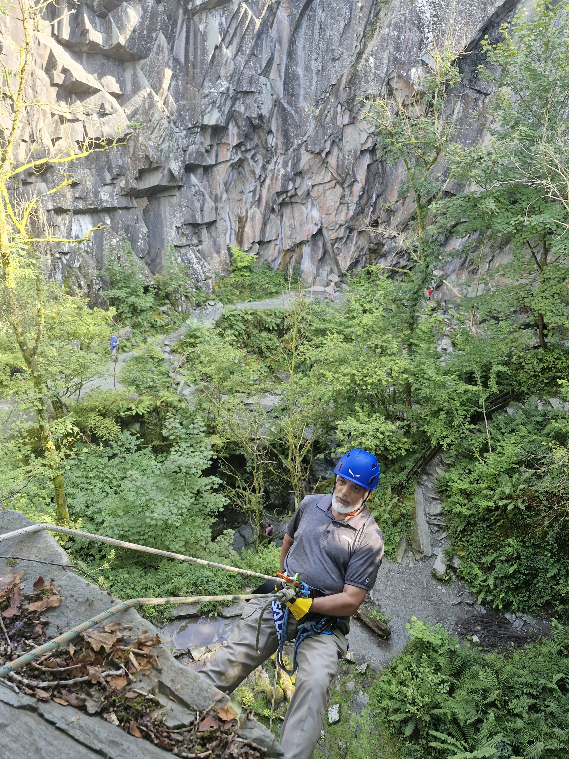 Abseiling – Cathedral Quarry, Lake District, photo 5