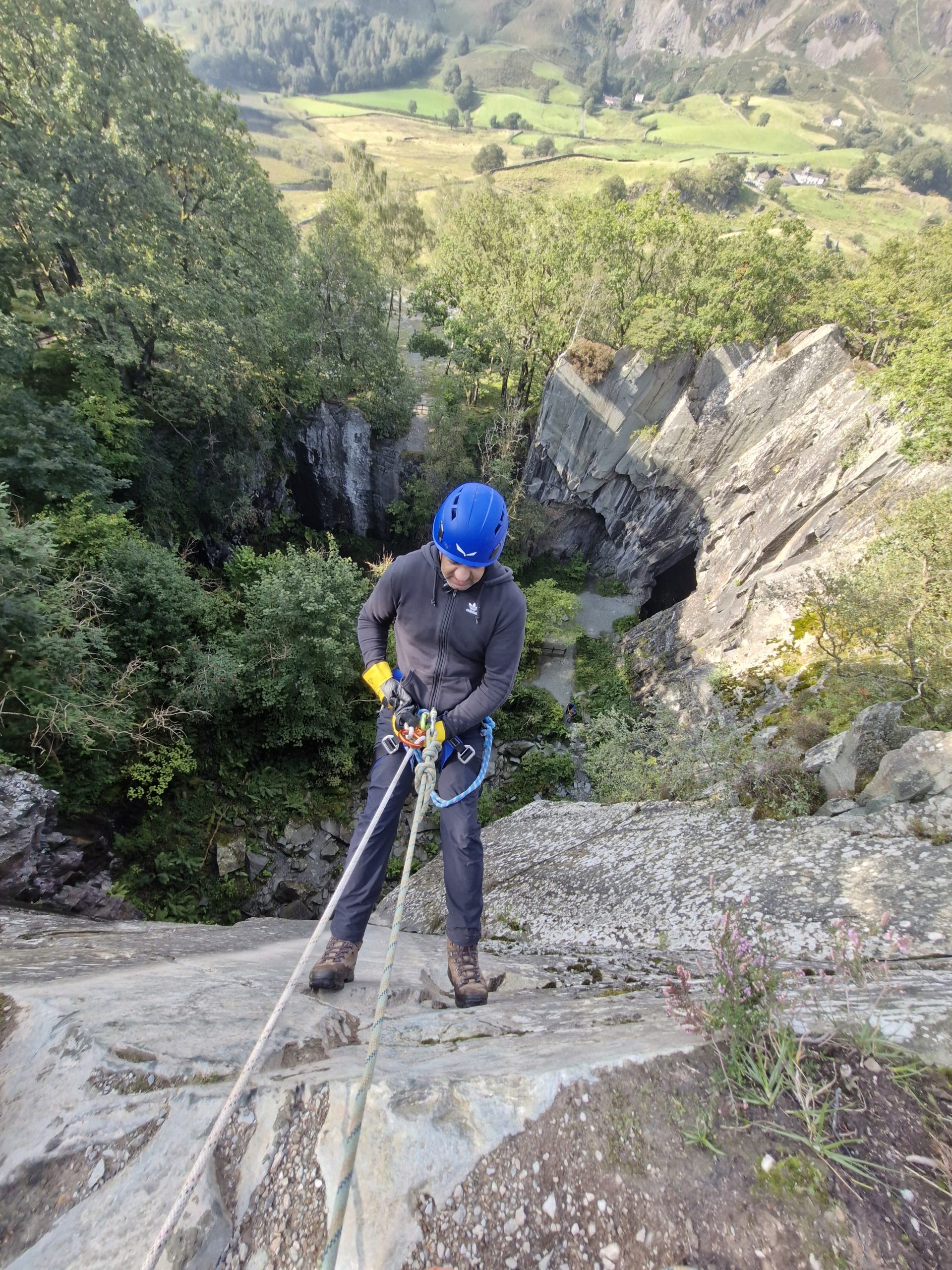 Abseiling – Cathedral Quarry, Lake District gallery 9