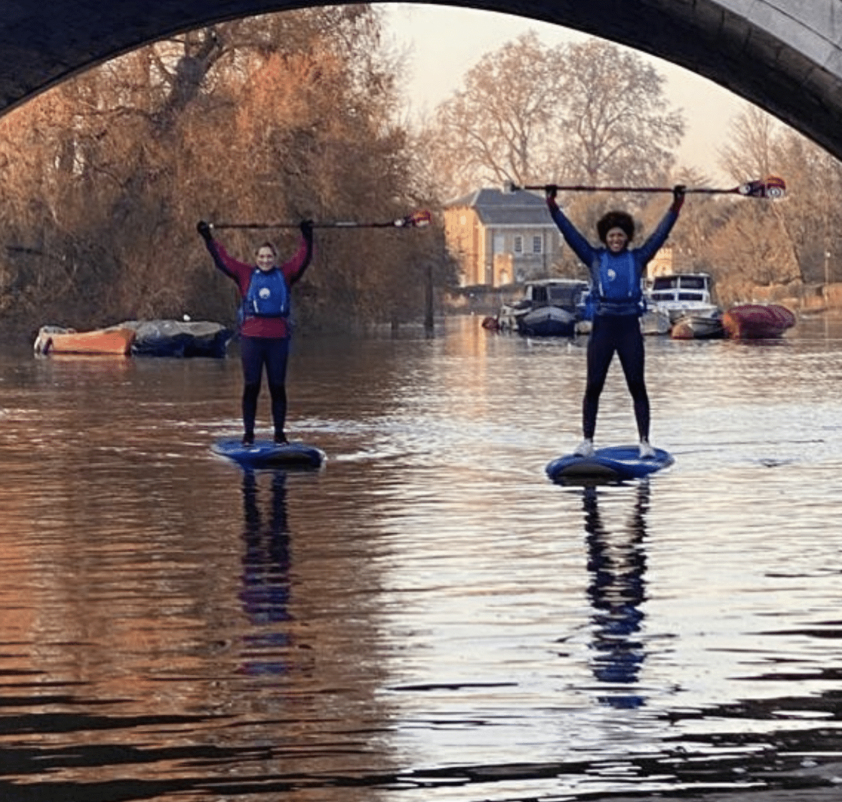 Paddle to the Pub in Richmond, Surrey gallery 4